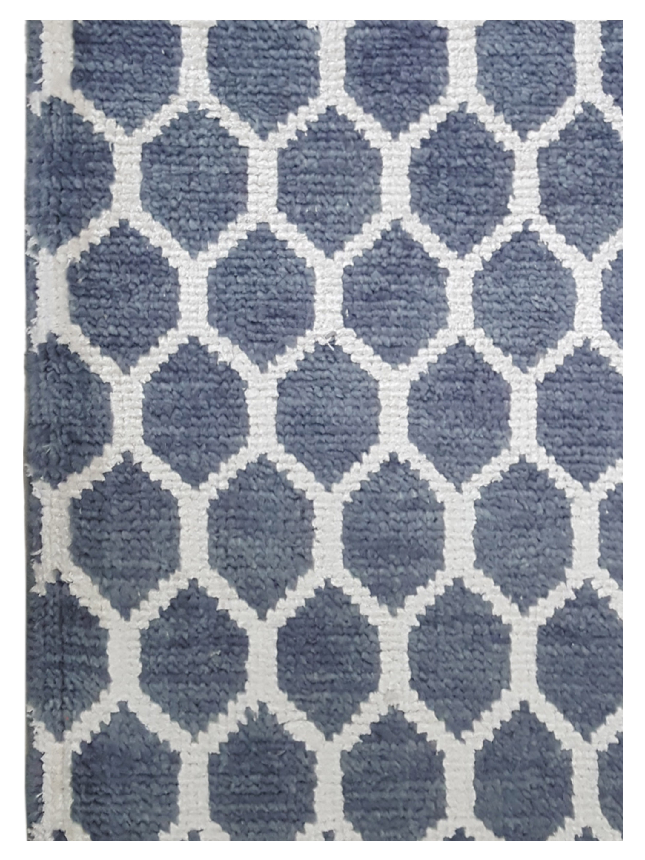 Modern Hand Knotted Lt.Grey - Image 4 of 4